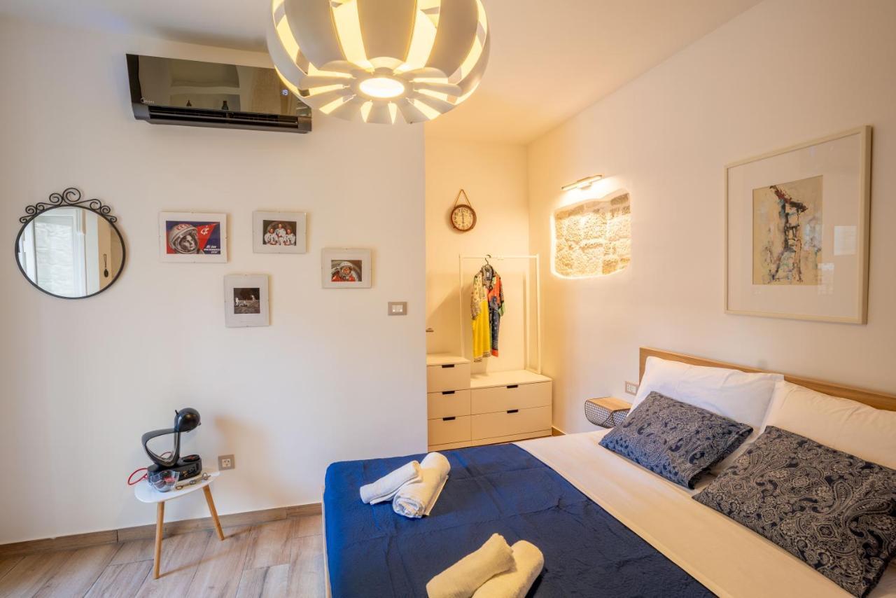 Old Town Makarska Apartments - Central Square ภายนอก รูปภาพ